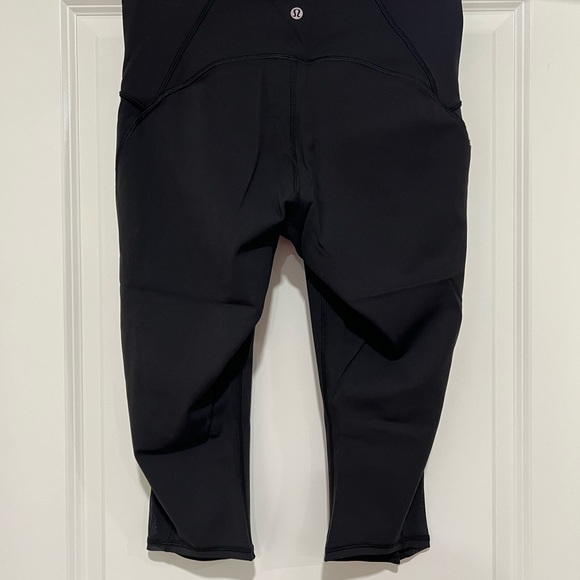 Lululemon Lean in crop 17” - Picture 5 of 9